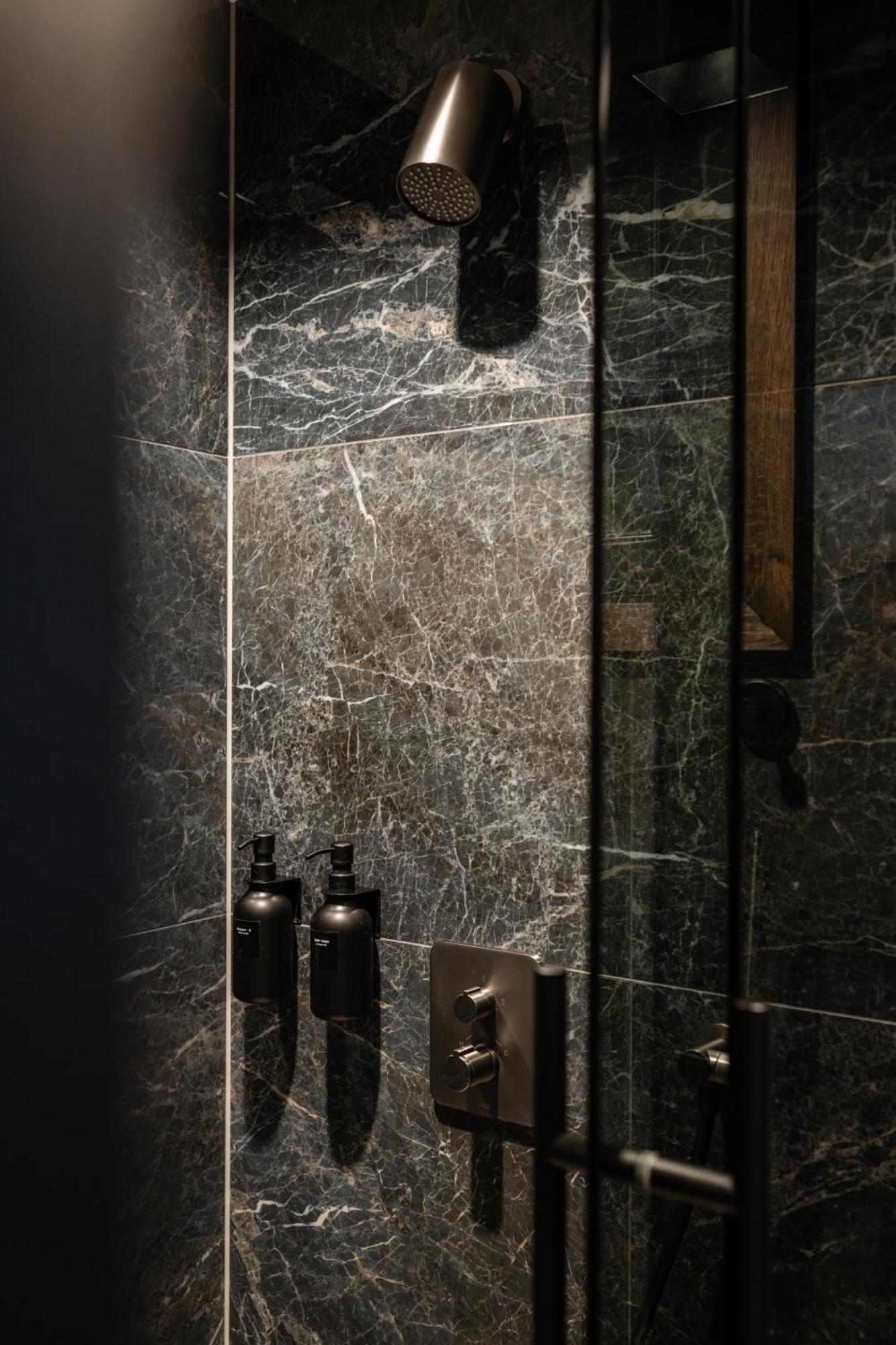 Thebridge29 Boutique Apartment Бреда Екстер'єр фото